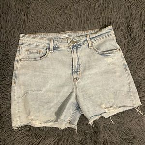 Old Navy High Rise Secret Slim Cut-Off Short